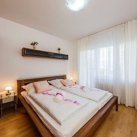 Apartman Lucija Kaštela Zewnętrze zdjęcie
