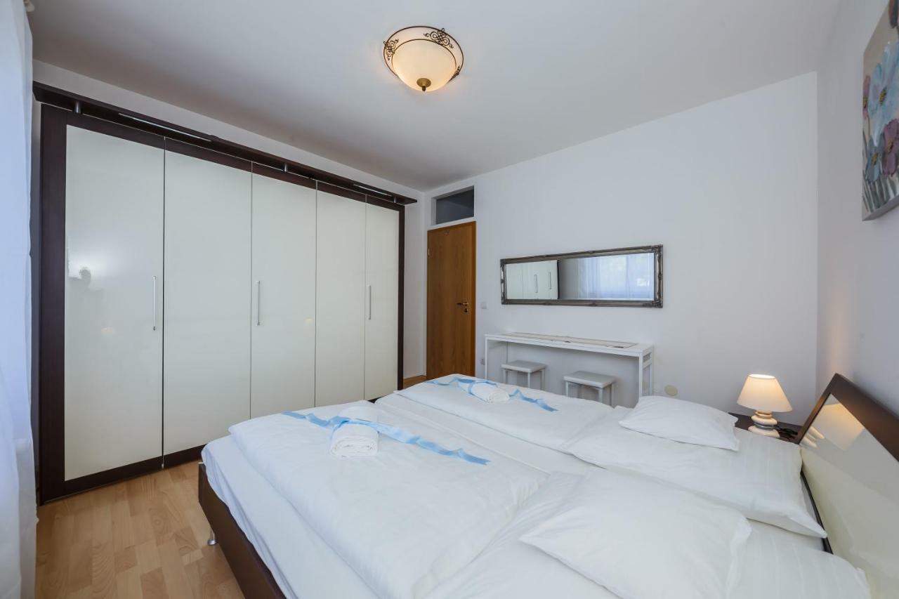 Apartman Lucija Kaštela Zewnętrze zdjęcie