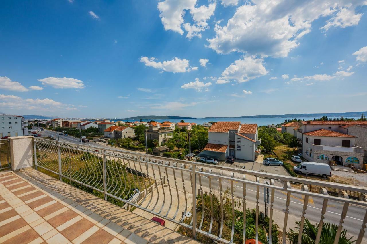 Apartman Lucija Kaštela Zewnętrze zdjęcie