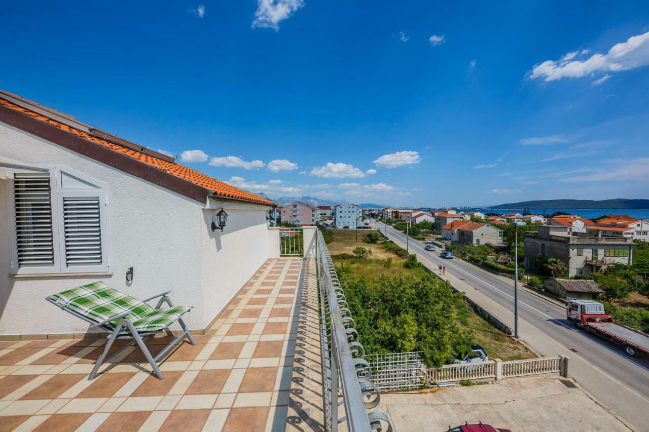 Apartman Lucija Kaštela Zewnętrze zdjęcie